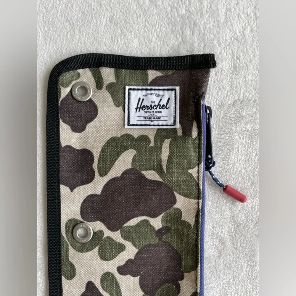Herschel supply multi camouflage zipper pencil pouch